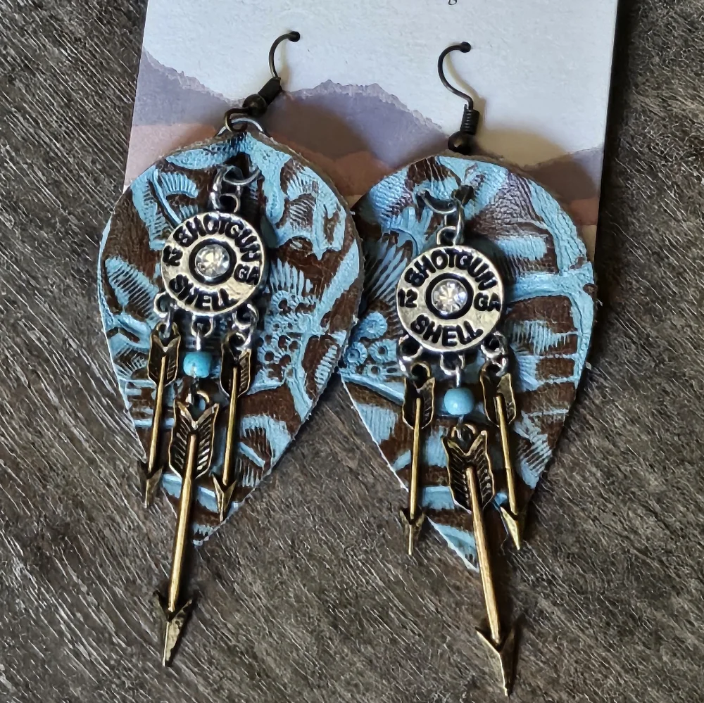 NWT Turquoise, Bronze Arrow Earrings With Shotgun Shell Genuine Leather